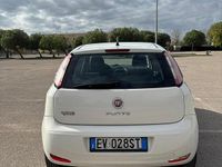 Usata Fiat Grande Punto 77 CV (56 kW) 2014 Utilitaria
