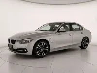 Usata BMW 330e Luxury Line 252 CV (185 kW) 2018 Argento metallizzato Berlina