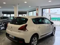 Usata Peugeot 3008 Active 120 CV (88 kW) 2016 Bianco Station wagon