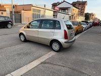 Usata Lancia Musa 95 CV (69 kW) 2007 Beige Monovolume