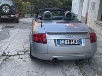 Usata Audi TT Roadster 179 CV (131 kW) 2000 Grigio Cabrio
