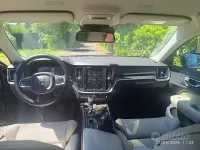 Usata Volvo V60 150 CV (110 kW) 2019 Nero Station wagon