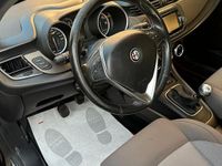 Usata Alfa Romeo Giulietta Distinctive 105 CV (77 kW) 2015 Grigio Utilitaria