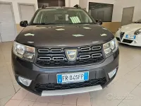 Usata Dacia Sandero Stepway 90 CV (66 kW) 2018 Grigio Berlina