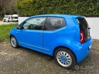 Usata VW up! 2015 Blu Utilitaria