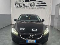Usata Volvo V40 R-Design 120 CV (88 kW) 2019 Nero Berlina