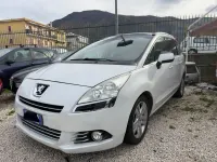 Usata Peugeot 5008 Family 150 CV (110 kW) 2011 Bianco Monovolume