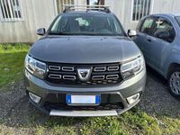 Usata Dacia Sandero Comfort 75 CV (55 kW) 2018 Grigio Berlina