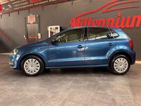 Usata VW Polo Comfortline 75 CV (55 kW) 2016 Blu Berlina