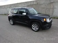 Usata Jeep Renegade Limited 140 CV (102 kW) 2015 Nero SUV