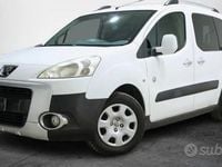 Usata Peugeot Partner 2011 Bianco Monovolume