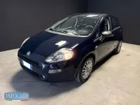 Usata Fiat Punto Street 95 CV (69 kW) 2018 Blu pastello Utilitaria