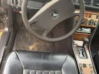 Usata Mercedes 230 132 CV (97 kW) 1989 Grigio Coupé