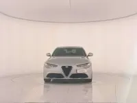 Usata Alfa Romeo Giulia Executive 190 CV (139 kW) 2021 Argento alfa met Berlina