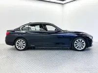Usata BMW 330 iPerformance 184 CV (135 kW) 2017 Bluazzurro Berlina