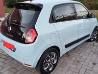 Usata Renault Twingo Equilibre 30 kW (42 CV) 2023 Blu/azzurro Utilitaria