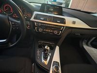 Usata BMW 318 150 CV (110 kW) 2018 Grigio Station wagon