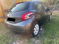 Usata Peugeot 208 Active 82 CV (60 kW) 2013 Grigio Utilitaria