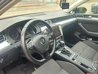 Usata VW Passat 120 CV (88 kW) 2017 Nero Station wagon