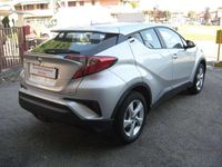 Usata Toyota C-HR Lounge 116 CV (85 kW) 2017 Argento SUV