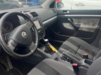 Usata VW Golf VI 102 CV (75 kW) 2009 Bianco Utilitaria