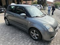 Usata Suzuki Swift GLX 69 CV (50 kW) 2005 Grigio(met.) Utilitaria