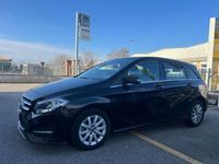 Usata Mercedes B200 Premium 136 CV (100 kW) 2019 2t nero perla Monovolume