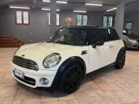 Usata Mini Cooper Coupé 109 CV (80 kW) 2008 Bianco Coupé