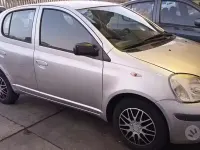 Usata Toyota Yaris 65 CV (47 kW) 2004 Utilitaria