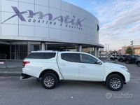 Usata Mitsubishi L200 Intense 181 CV (133 kW) 2017 Bianco pastello Pick-up