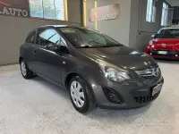 Usata Opel Corsa 85 CV (62 kW) 2014 Marrone Utilitaria