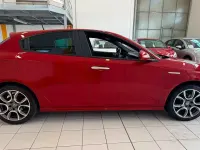 Usata Alfa Romeo Giulietta Super 120 CV (88 kW) 2018 Rosso Utilitaria