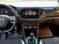 Usata VW T-Roc Advance 150 CV (110 kW) 2018 Grigio SUV