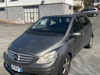 Usata Mercedes B200 2008 Grigio Monovolume