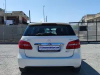 Usata Mercedes B180 Executive 109 CV (80 kW) 2014 Bianco Utilitaria
