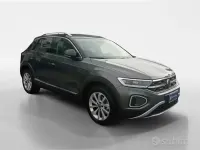 Begagnad VW T-Roc Style 116 HK (85 kW) 2025 Grön SUV