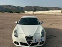 Usata Alfa Romeo Giulietta 105 CV (77 kW) 2012 Bianco Utilitaria