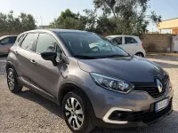 Usata Renault Captur 90 CV (66 kW) 2018 Grigio SUV