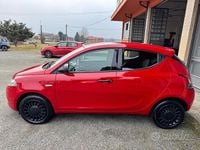 Usata Lancia Ypsilon Silver 69 CV (50 kW) 2020 Rosso Utilitaria