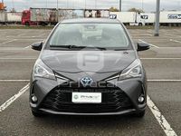 Usata Toyota Yaris Hybrid Active 73 CV (53 kW) 2017 Grigio Berlina