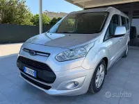 Usata Ford Tourneo Connect Titanium 120 CV (88 kW) 2017 Grigio Monovolume