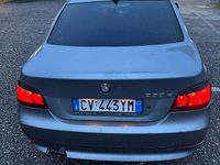 Usata BMW 530 218 CV (160 kW) 2004 Grigio Berlina
