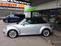 Usata VW Beetle Cabriolet Design 105 CV (77 kW) 2014 Grigio Cabrio