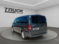Usata Mercedes Vito 190 CV (139 kW) 2019 Blu grigio Furgone