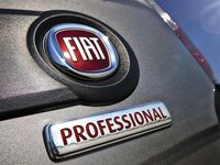 Usata Fiat Doblò Business 95 CV (69 kW) 2019 Bianco Monovolume