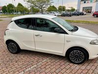Usata Lancia Ypsilon S 95 CV (69 kW) 2015 Bianco Utilitaria