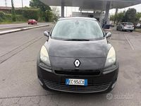 Usata Renault Scénic III 110 CV (80 kW) 2010 Nero Monovolume