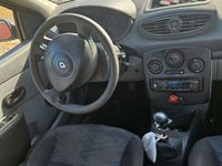 Usata Renault Clio II 85 CV (62 kW) 2006 Rosso Berlina