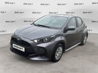 Usata Toyota Yaris Hybrid Active 116 CV (85 kW) 2025 Grigio Berlina