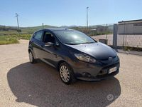 Usata Ford Fiesta 95 CV (69 kW) 2010 Blu Berlina